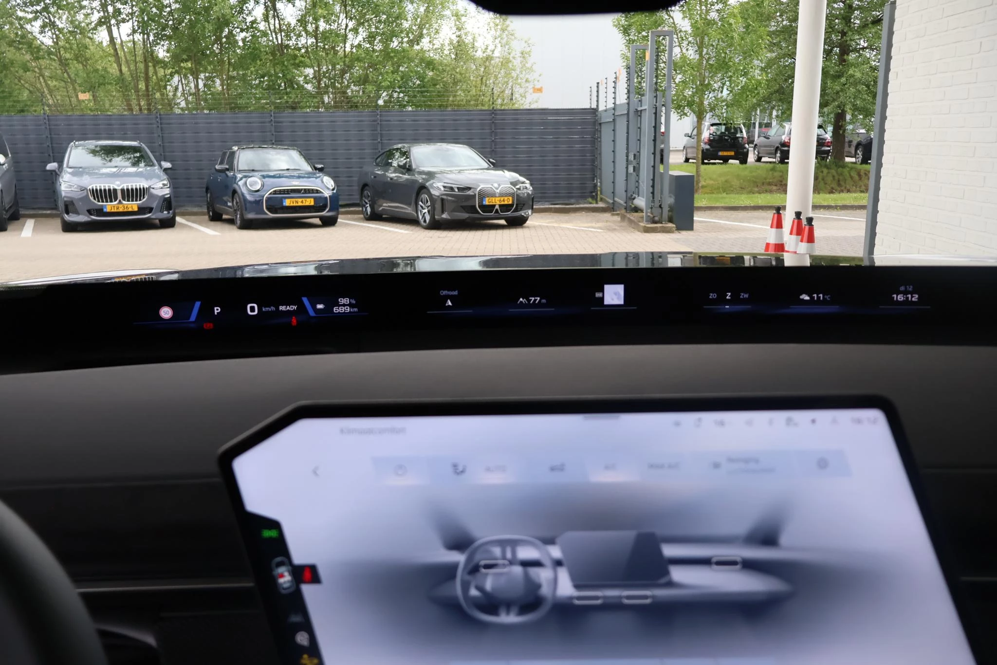 Hoofdafbeelding BMW iX3