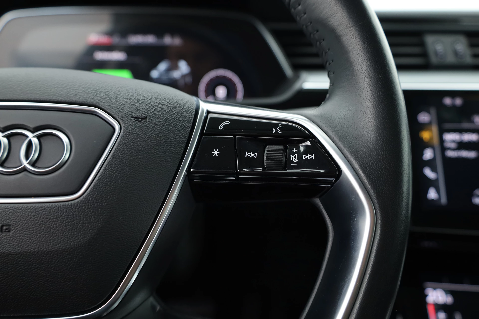 Hoofdafbeelding Audi e-tron