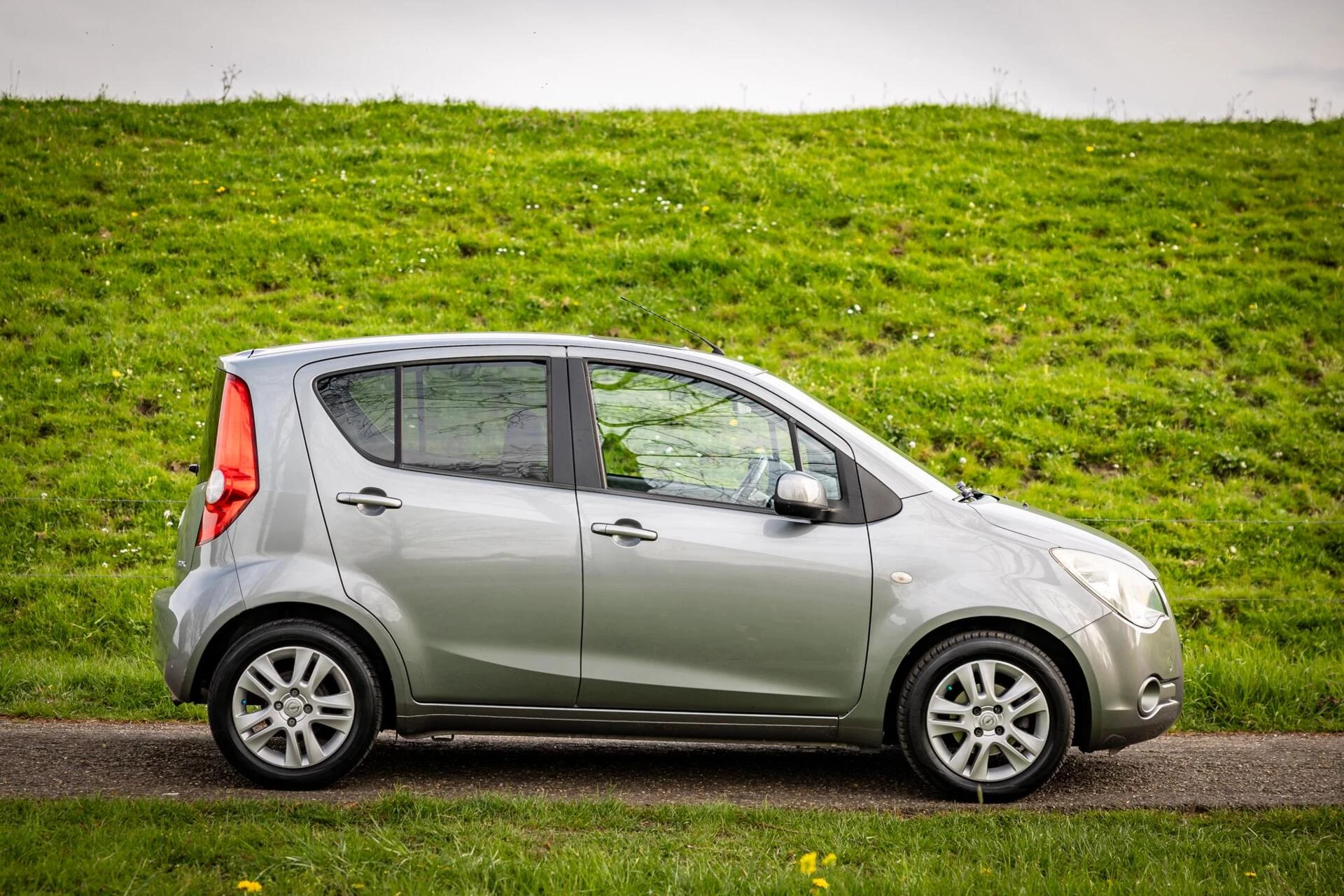 Hoofdafbeelding Opel Agila