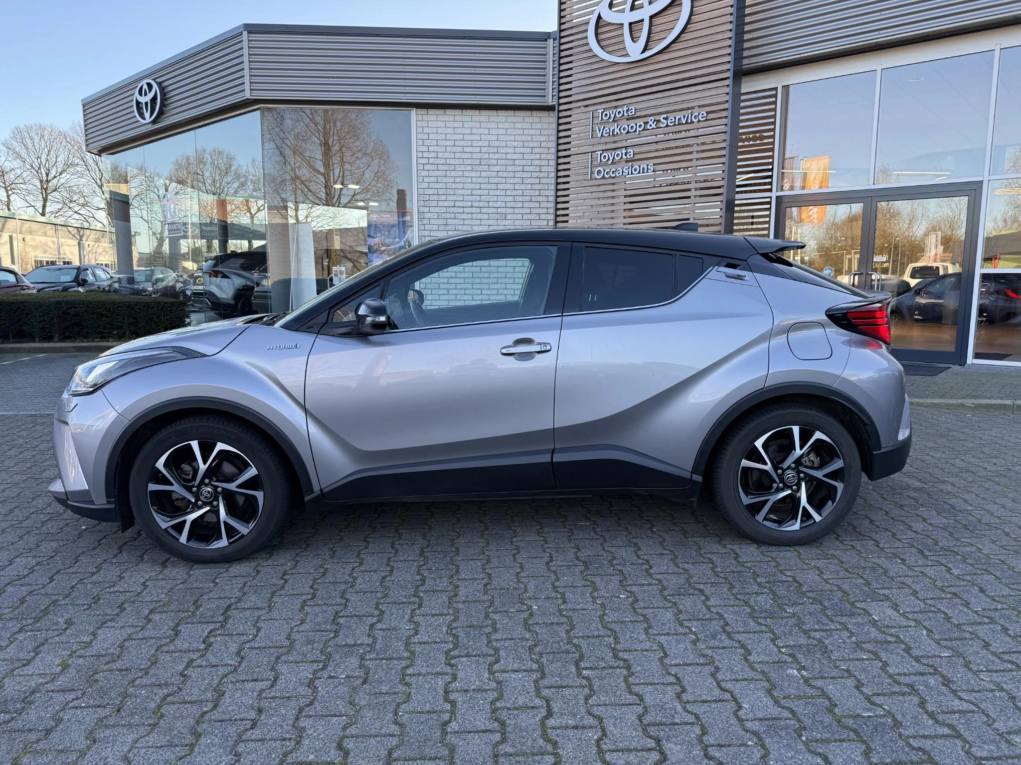 Hoofdafbeelding Toyota C-HR