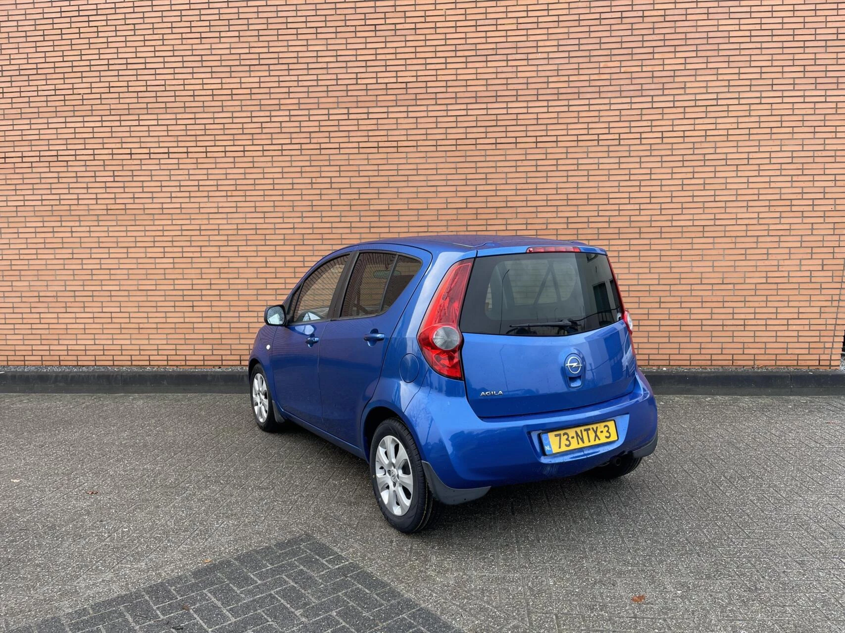 Hoofdafbeelding Opel Agila