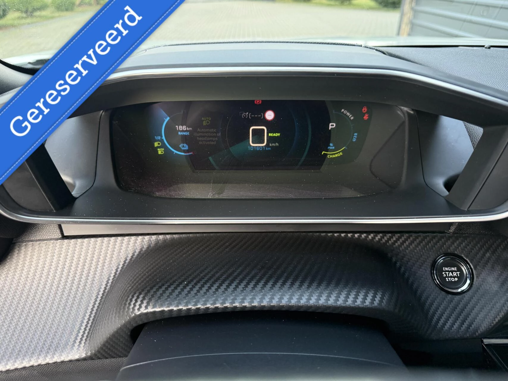 Hoofdafbeelding Peugeot e-2008