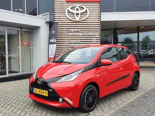 Toyota Aygo 1.0 VVT-i x-play CRUISE BLUETOOTH LM-VELGEN AIRCO CAMERA HANDSFREE