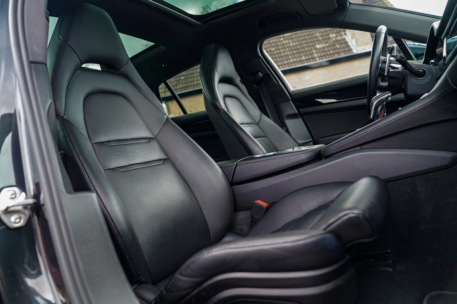 Hoofdafbeelding Porsche Panamera