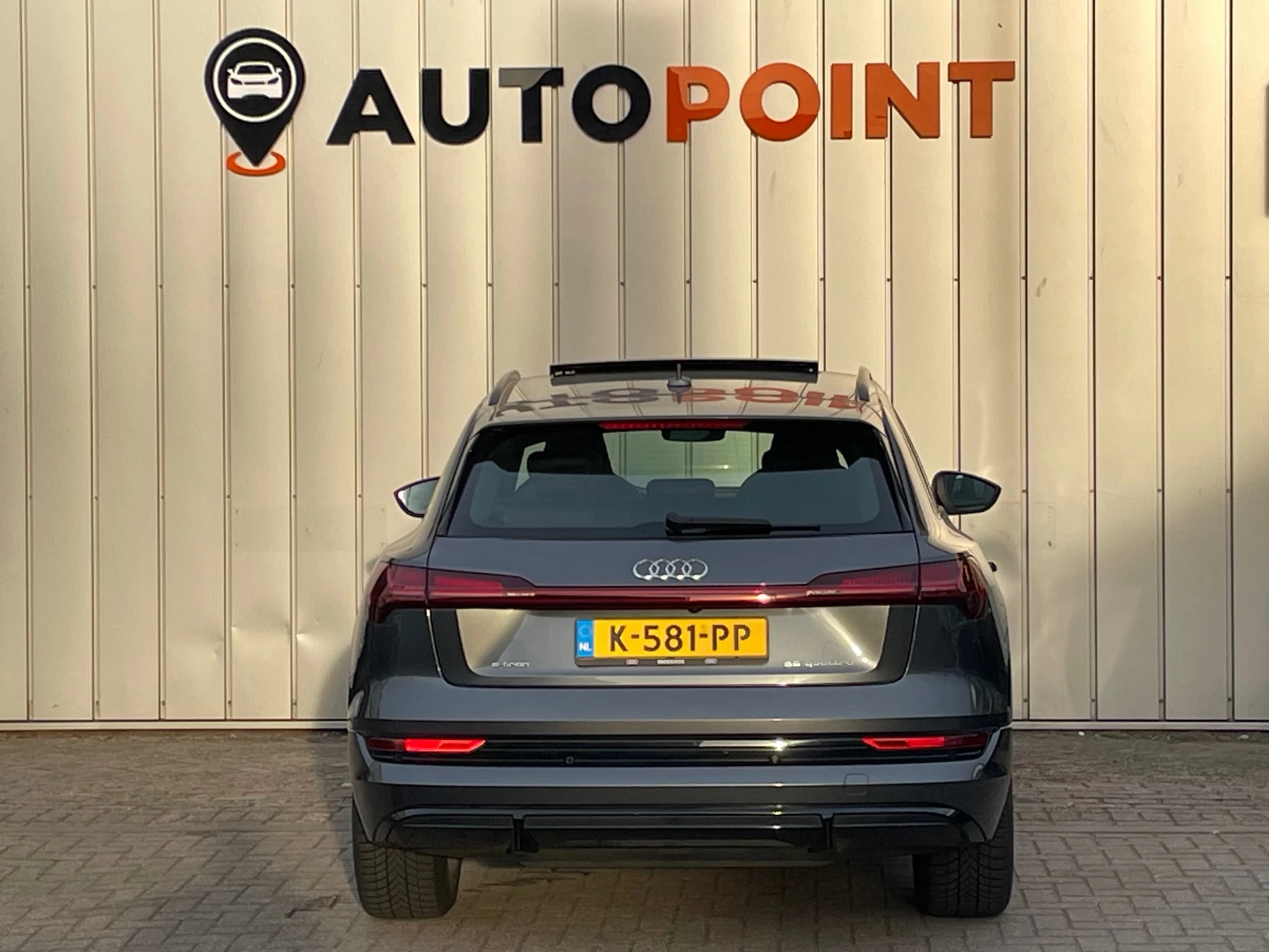 Hoofdafbeelding Audi e-tron