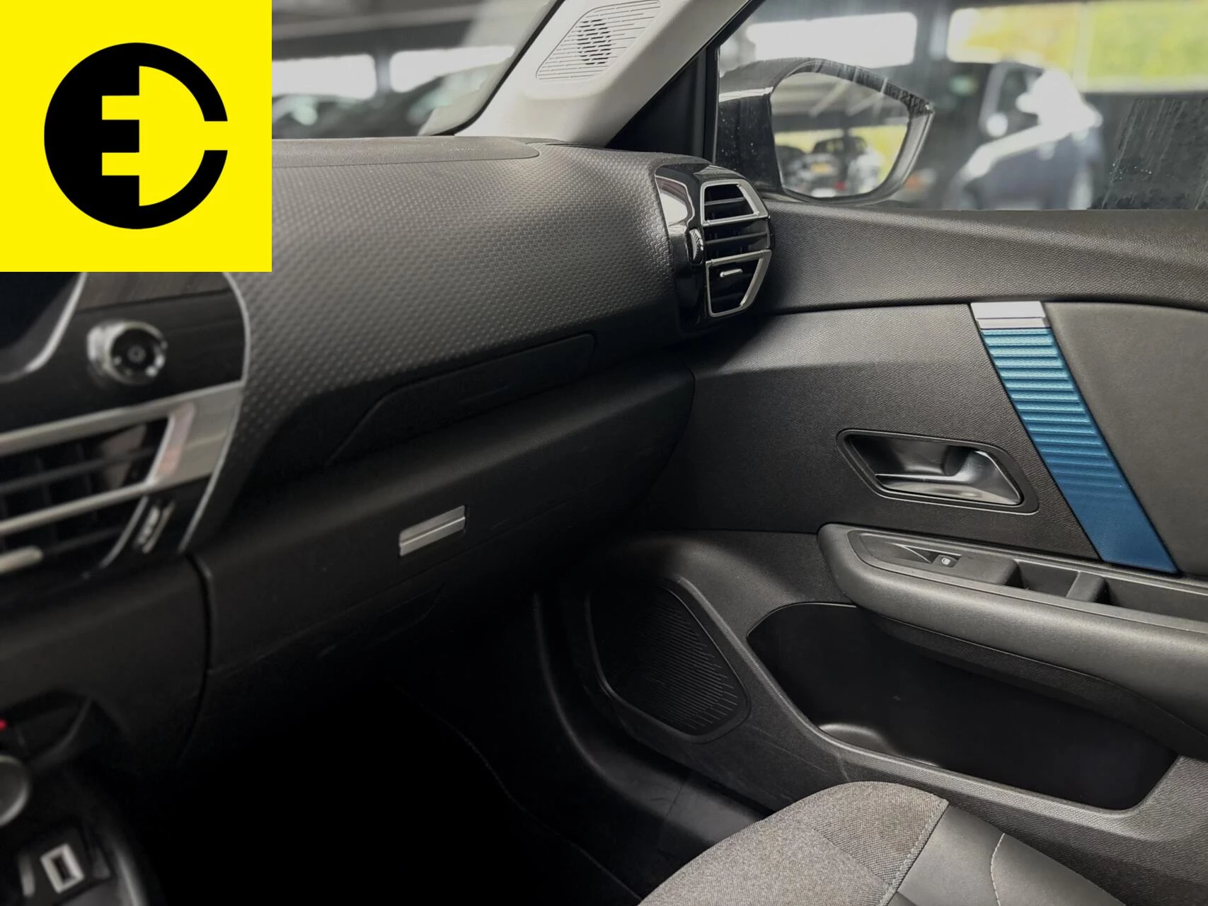 Hoofdafbeelding Citroën ë-C4