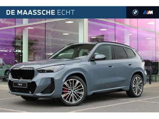 Hoofdafbeelding BMW X1 BMW X1 xDrive25e High Executive M Sport Automaat / Panoramadak / Trekhaak / Sportstoelen / M Adaptief onderstel / Comfort Access / Adaptieve LED / Head-Up / Harman Kardon