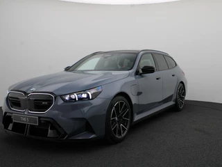 BMW M5 Touring | M Driver's Package | Panoramadak | Keramische remmen | Driving Assistant Professional | Parking Assistant Professional