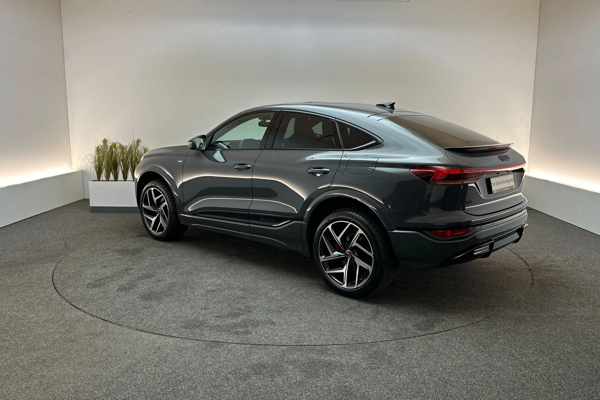 Hoofdafbeelding Audi Q6 e-tron