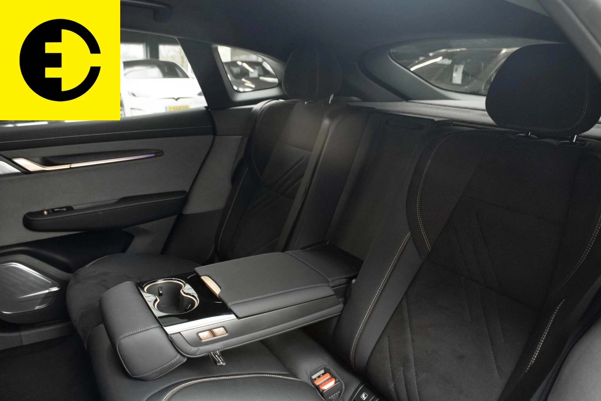 Hoofdafbeelding Zeekr 001