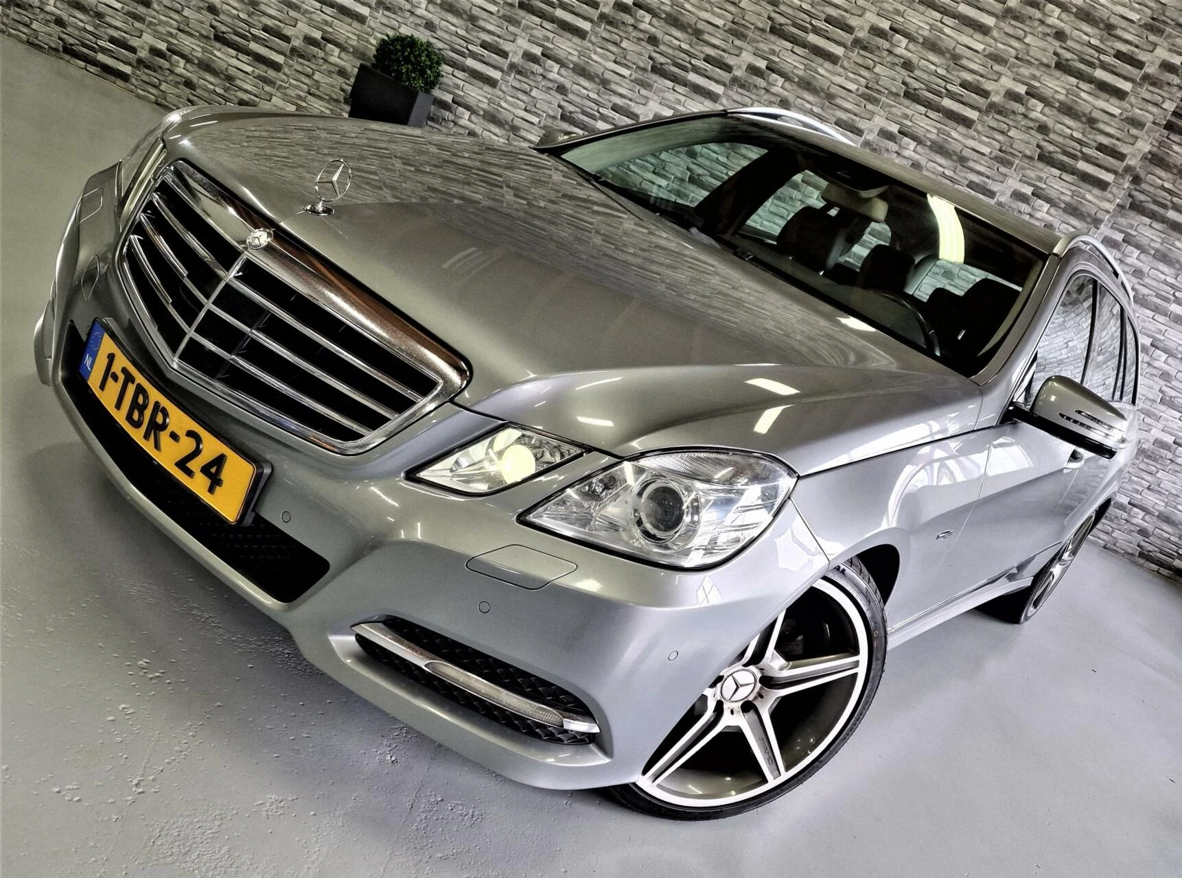 Hoofdafbeelding Mercedes-Benz E-Klasse
