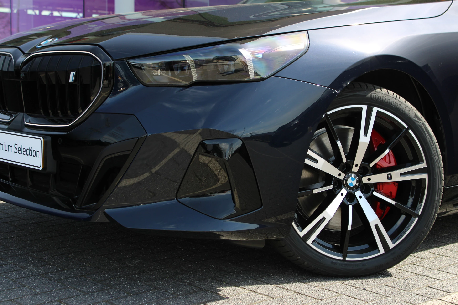 Hoofdafbeelding BMW i5