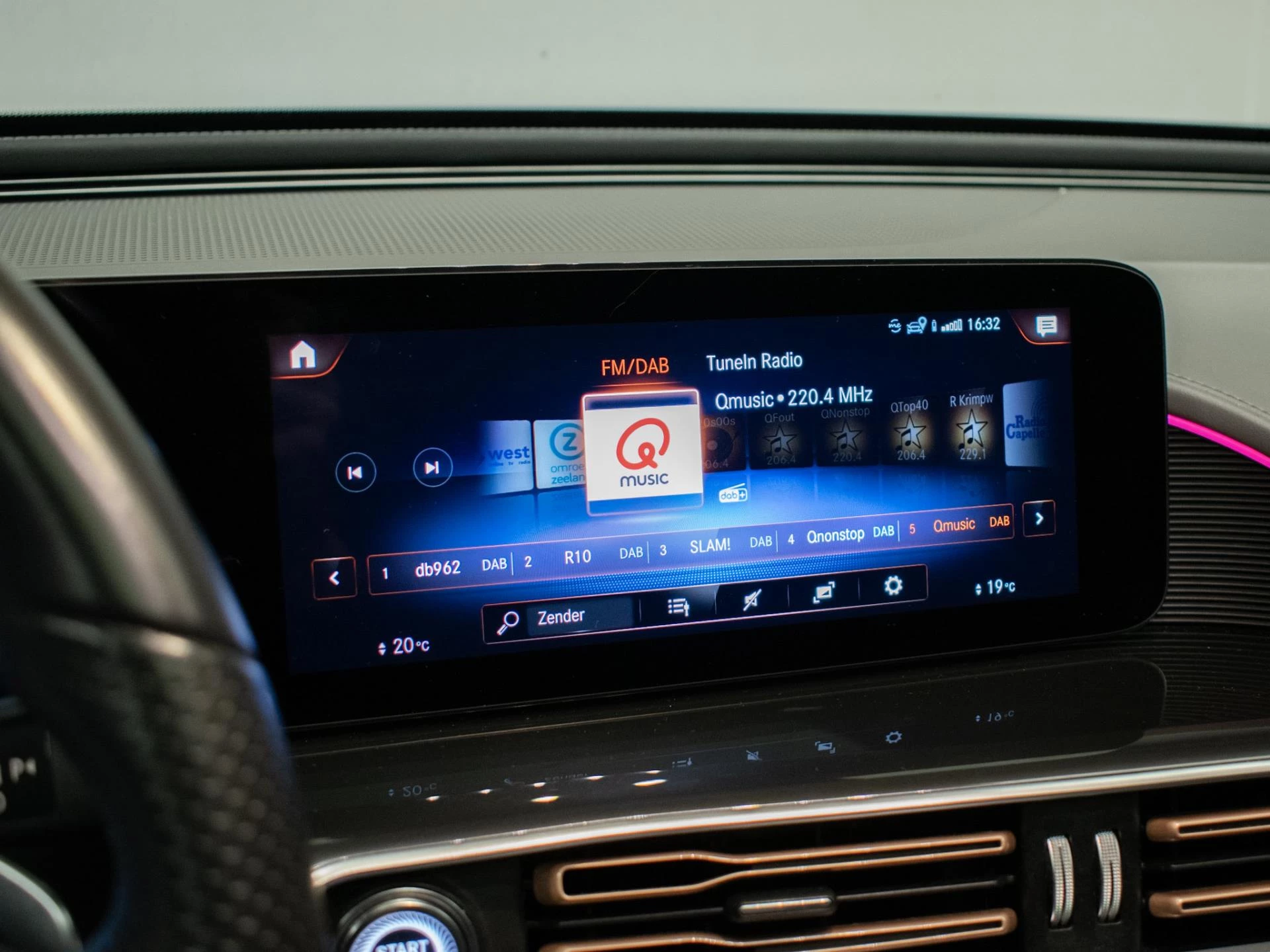 Hoofdafbeelding Mercedes-Benz EQC