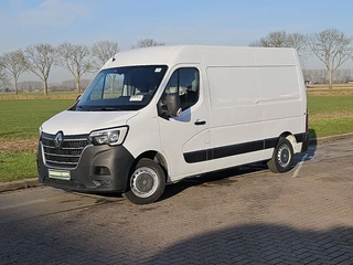 Renault Master T35 2.3 dCi 135 L2H2 airco, navi, pdc, trekhaak, inrichting