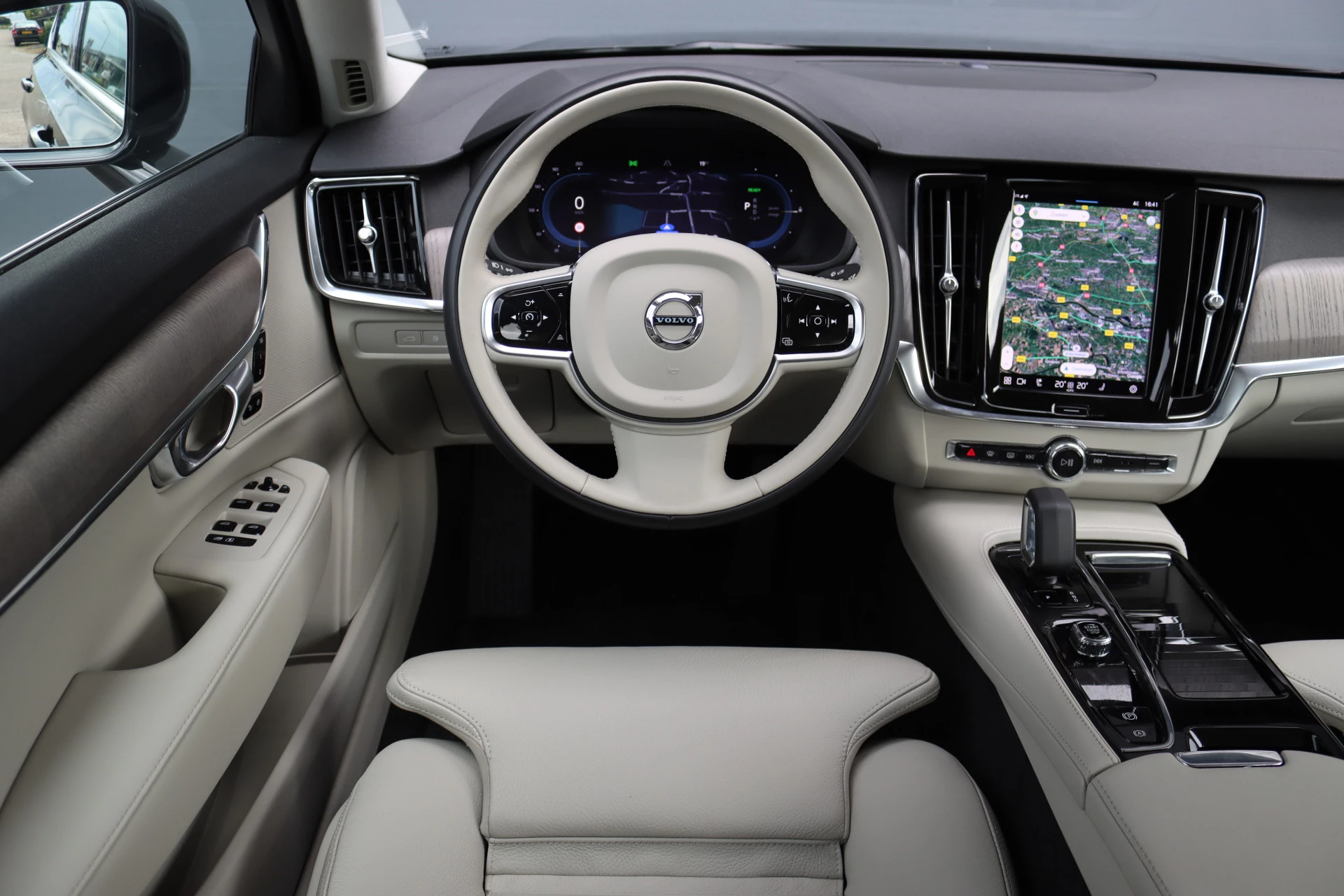 Hoofdafbeelding Volvo S90