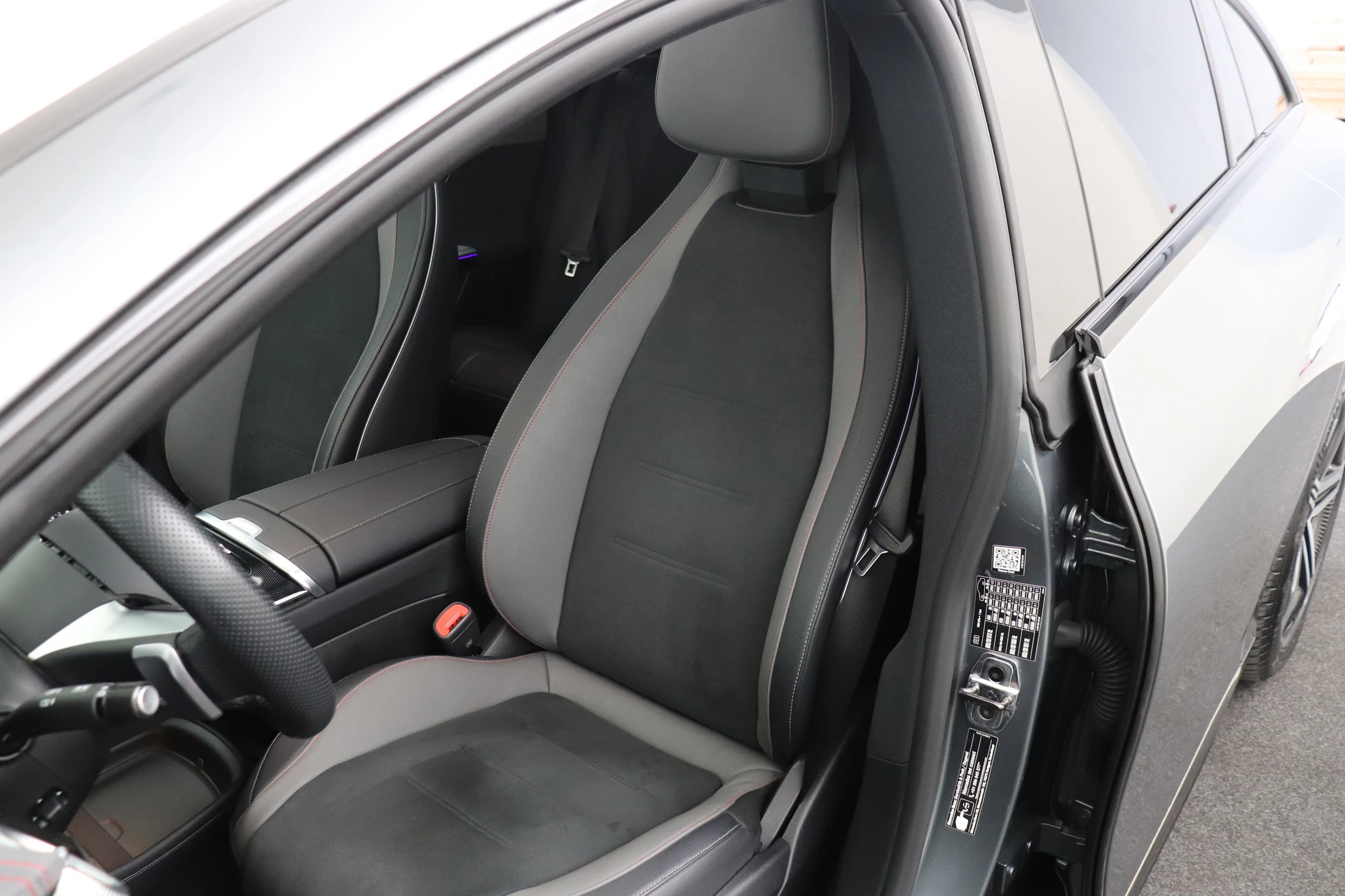 Hoofdafbeelding Mercedes-Benz EQE