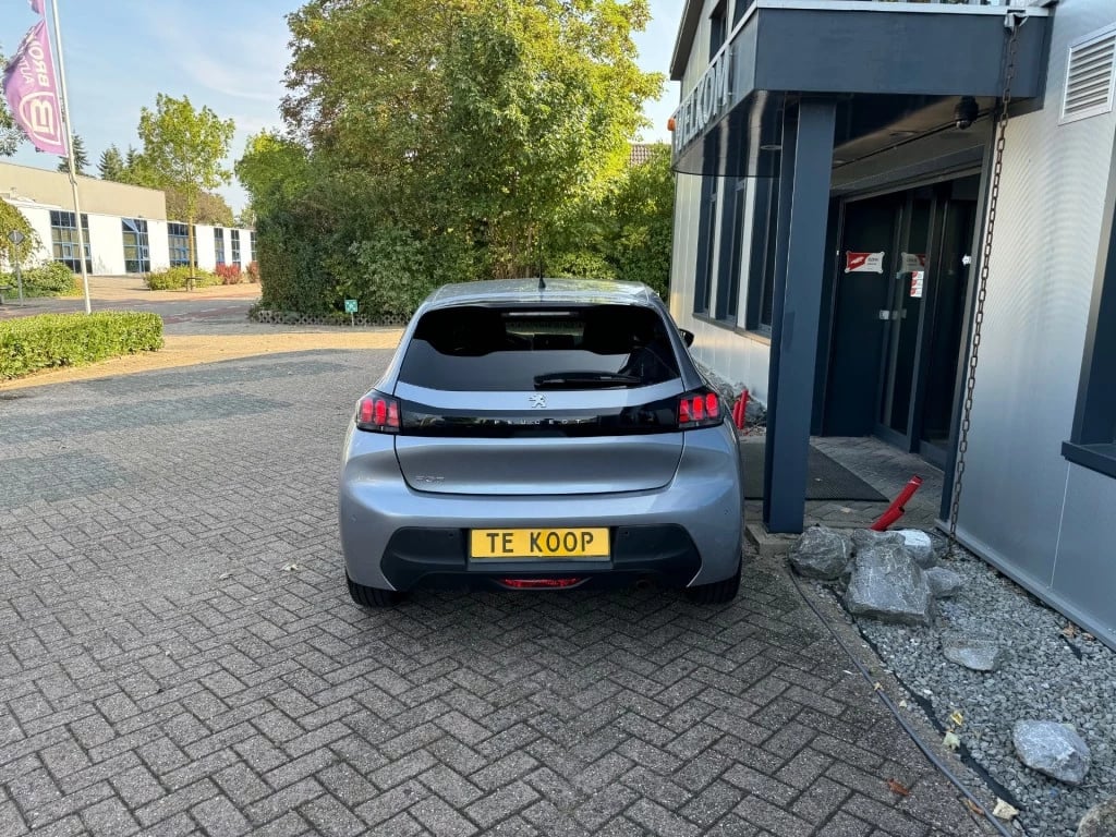 Hoofdafbeelding Peugeot 208