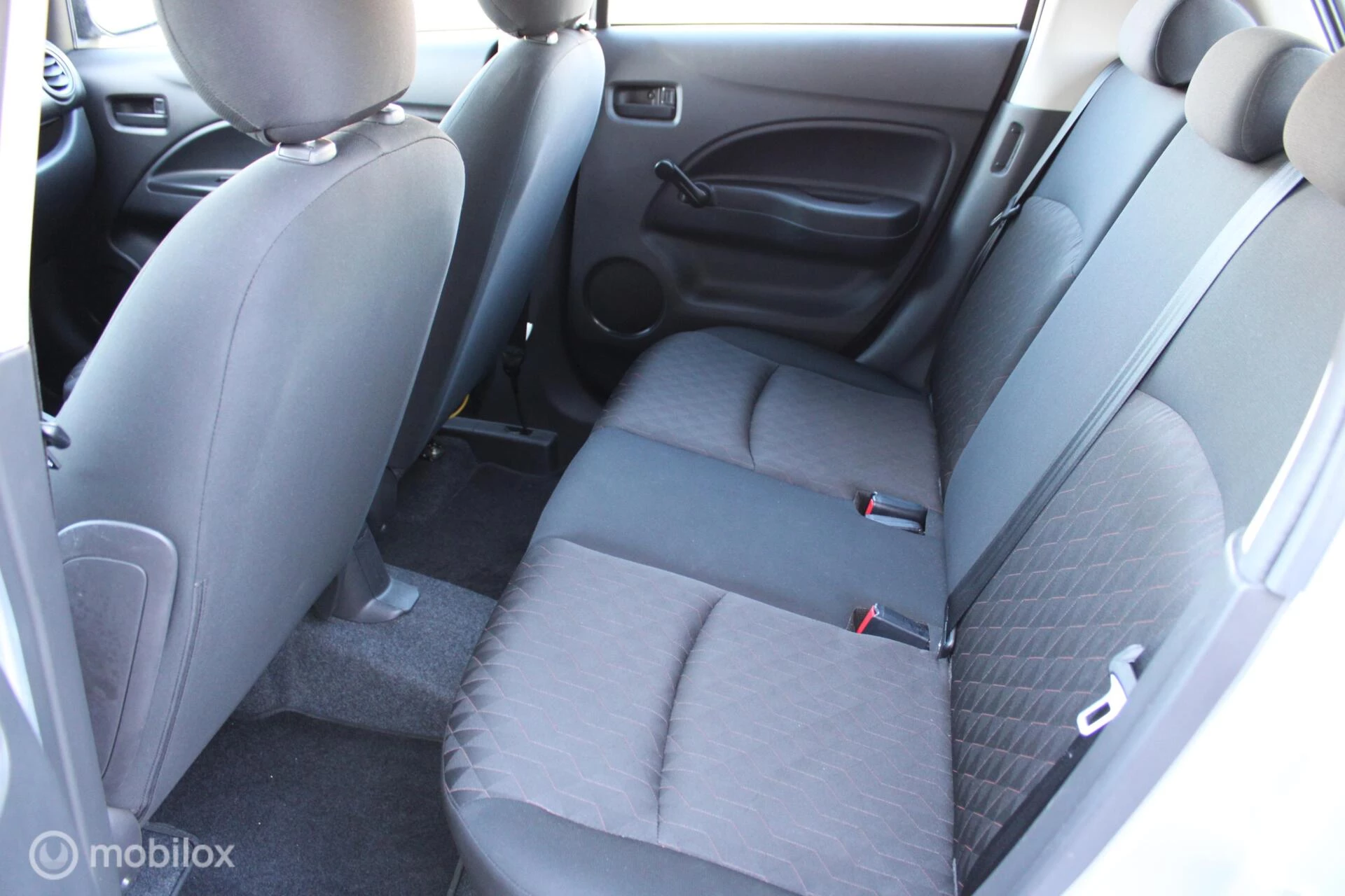 Hoofdafbeelding Mitsubishi Space Star