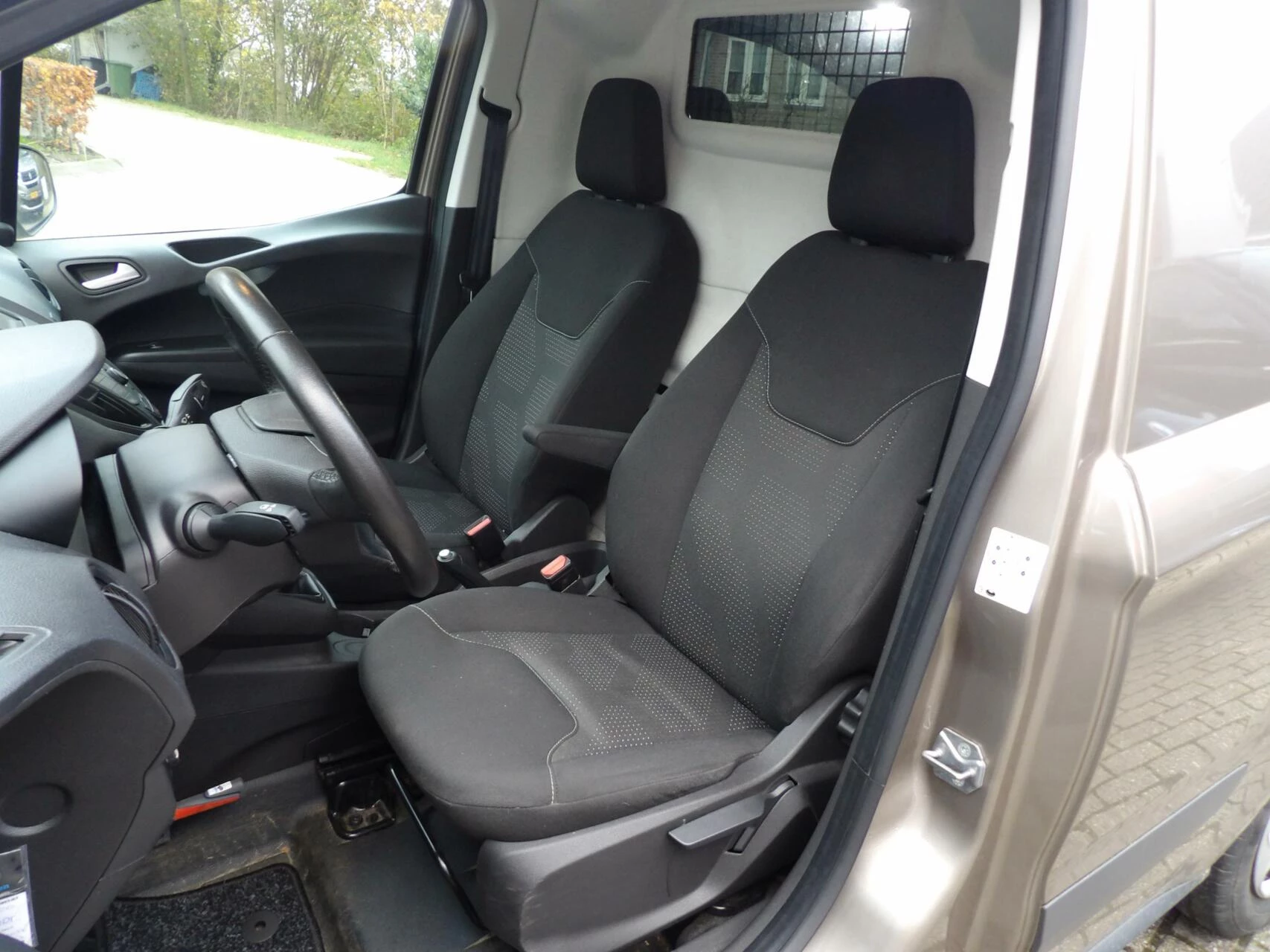 Hoofdafbeelding Ford Transit Courier