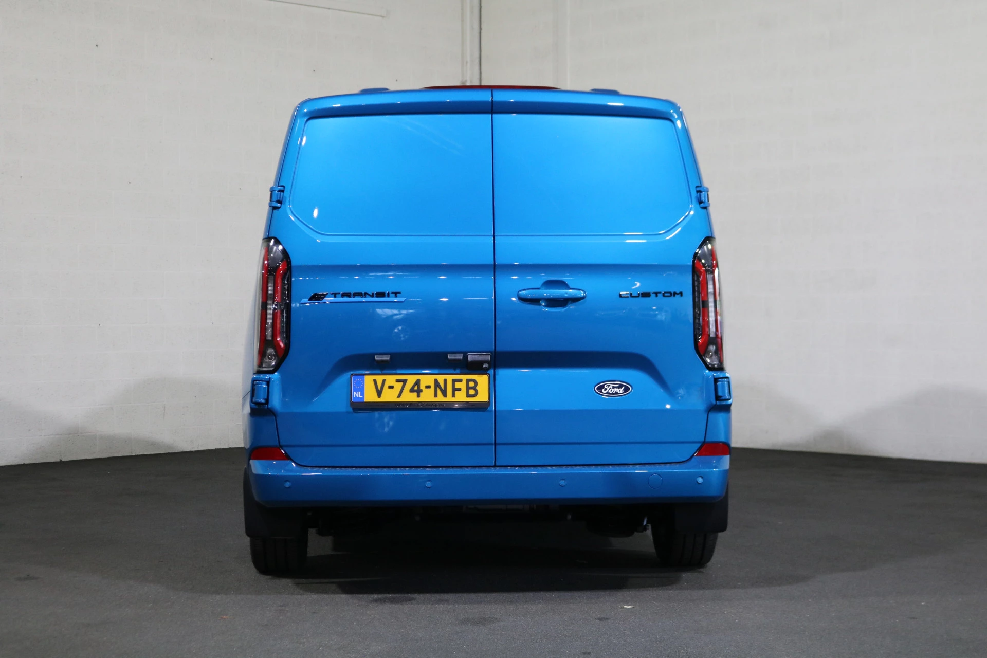 Hoofdafbeelding Ford E-Transit Custom