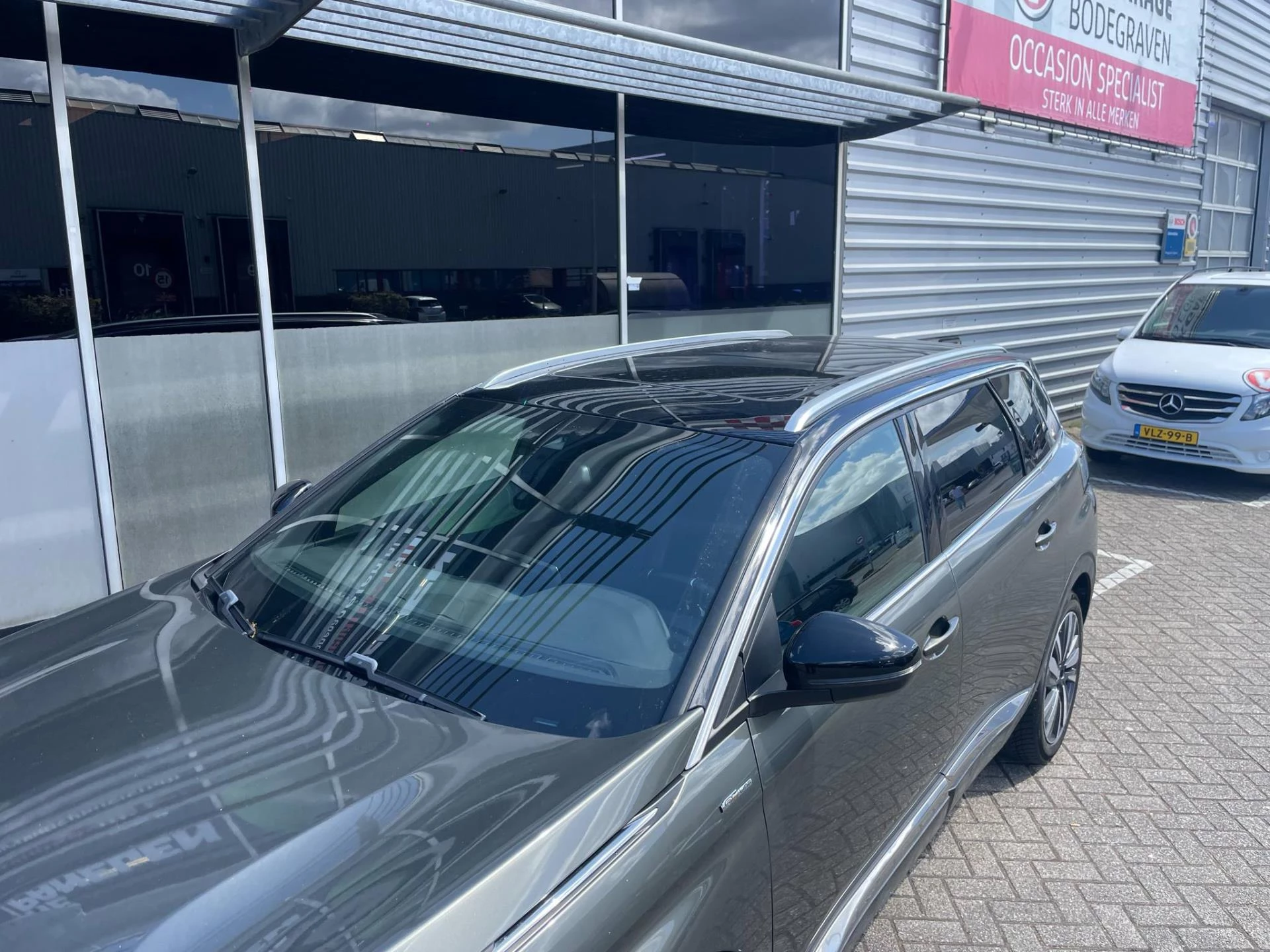 Hoofdafbeelding Peugeot 5008