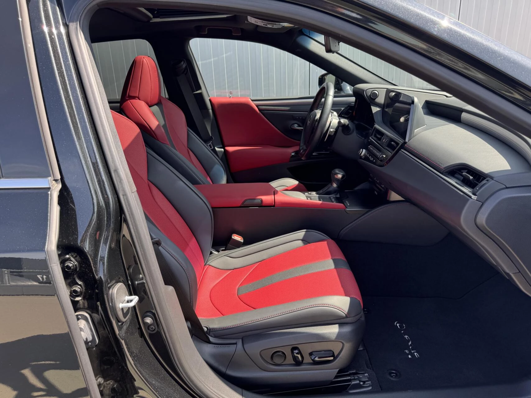 Hoofdafbeelding Lexus ES