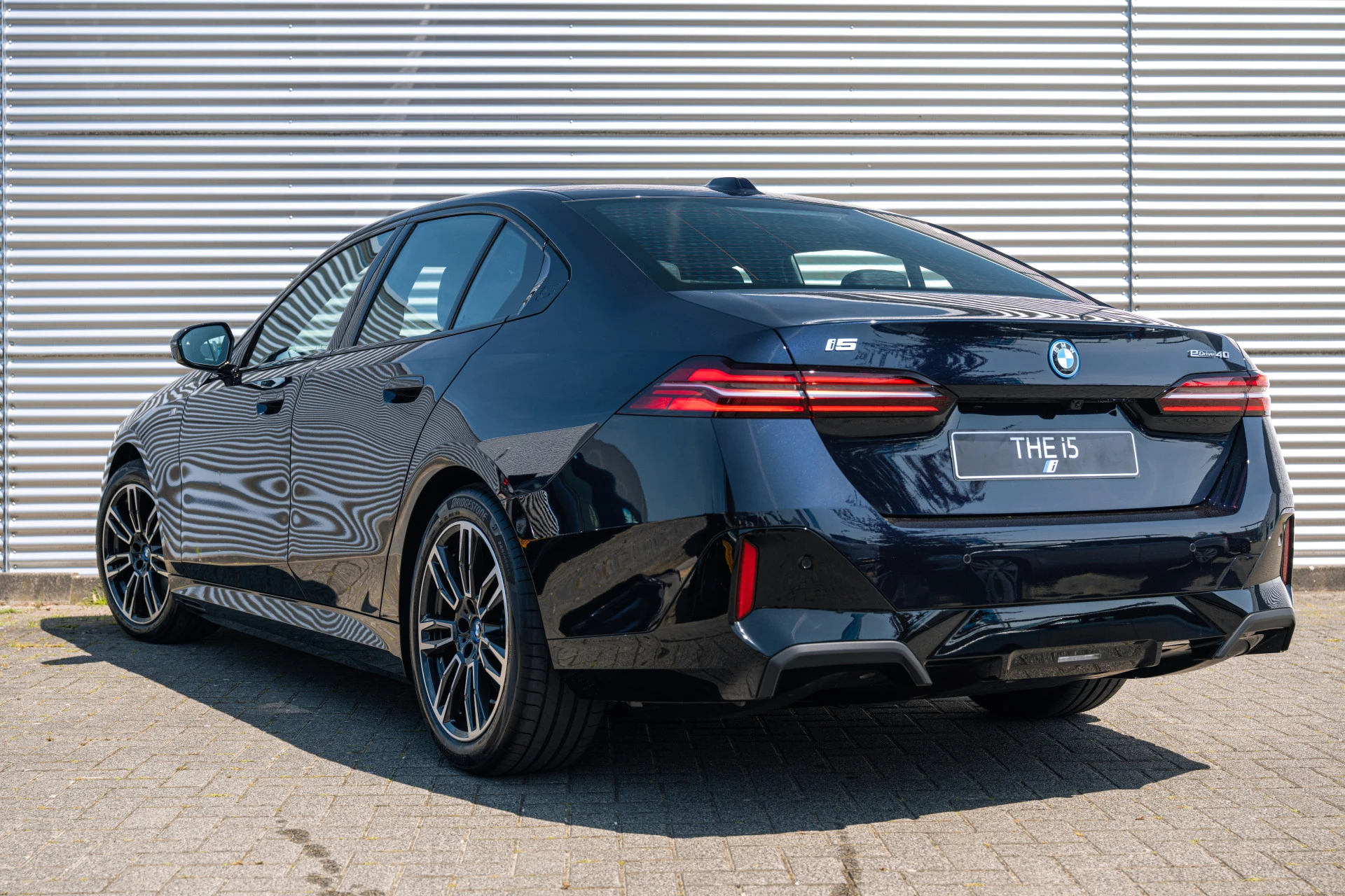 Hoofdafbeelding BMW i5