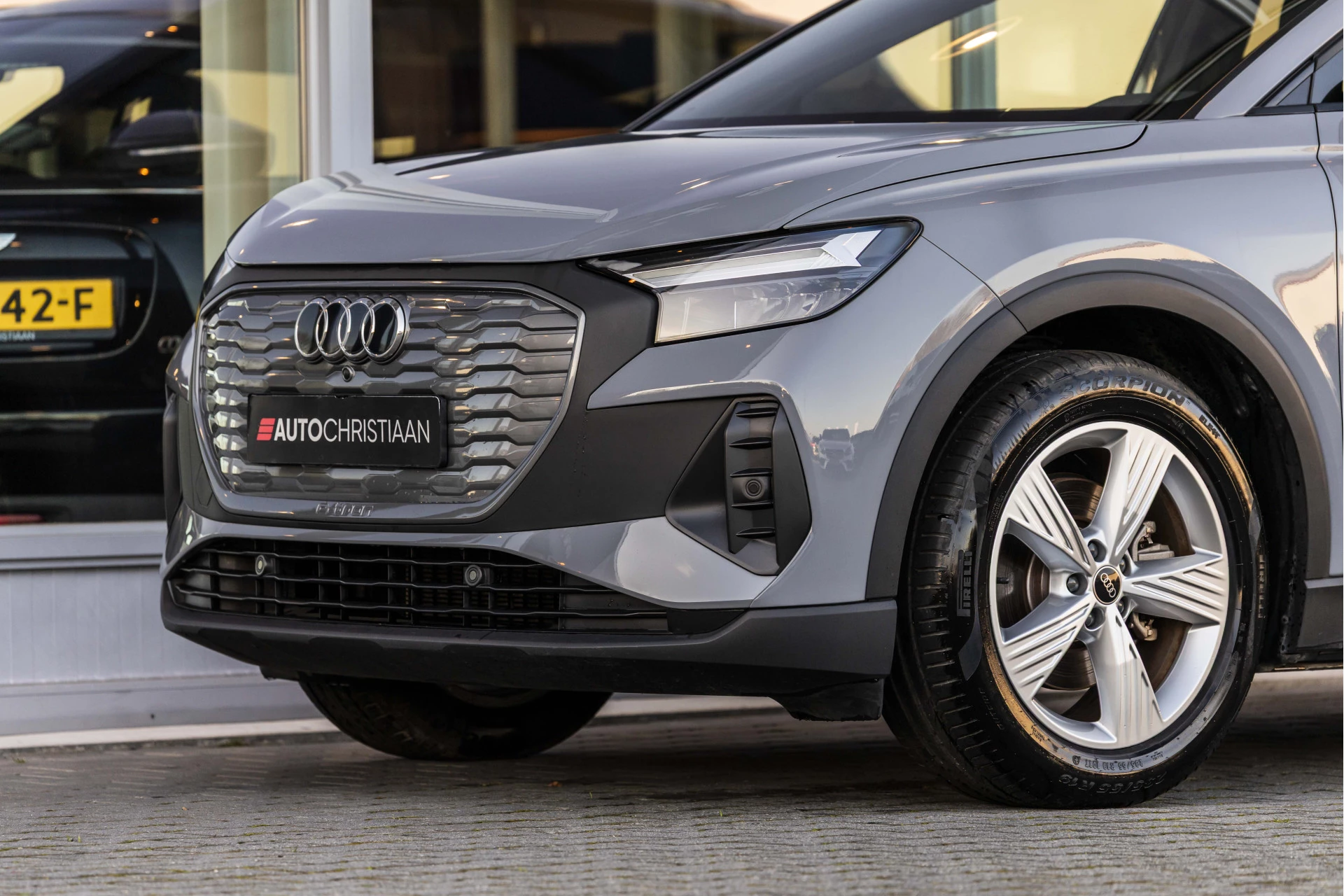 Hoofdafbeelding Audi Q4 e-tron
