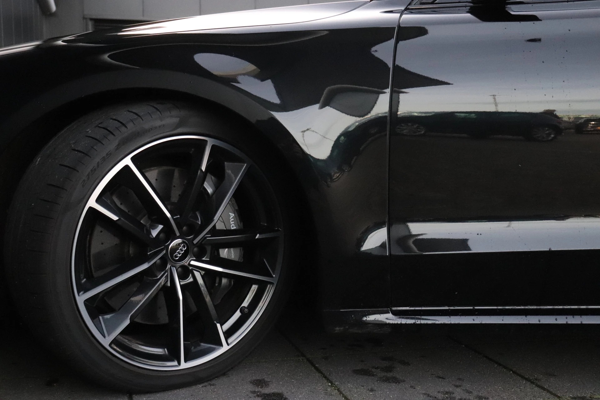 Hoofdafbeelding Audi A8