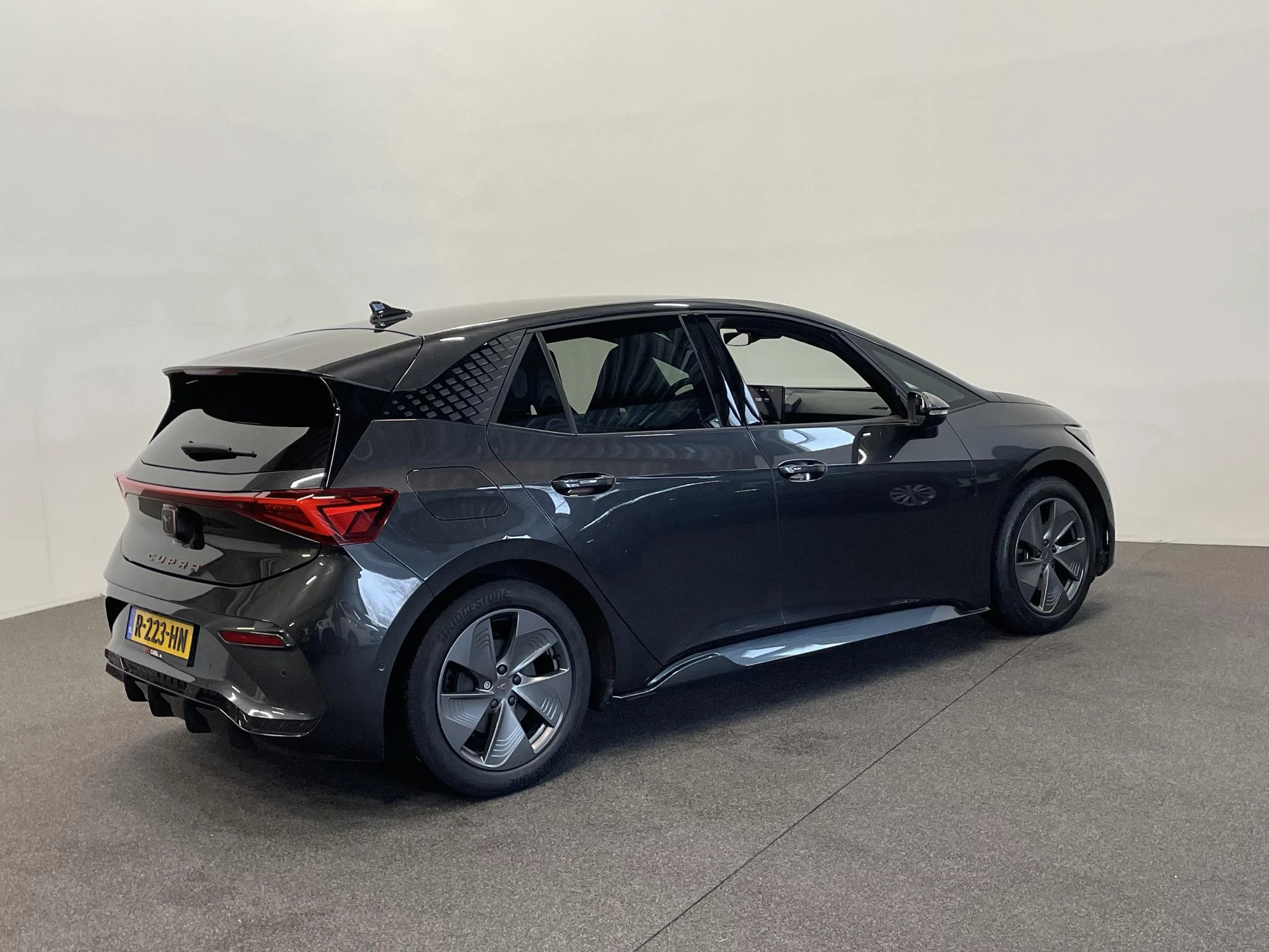 Hoofdafbeelding CUPRA Born