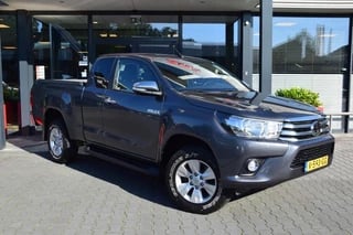 Toyota Hilux 2.4 D-4D X-TRA CAB CHALLENGER 4WD VAN