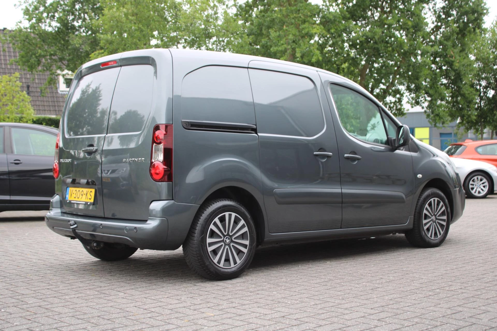 Hoofdafbeelding Peugeot Partner