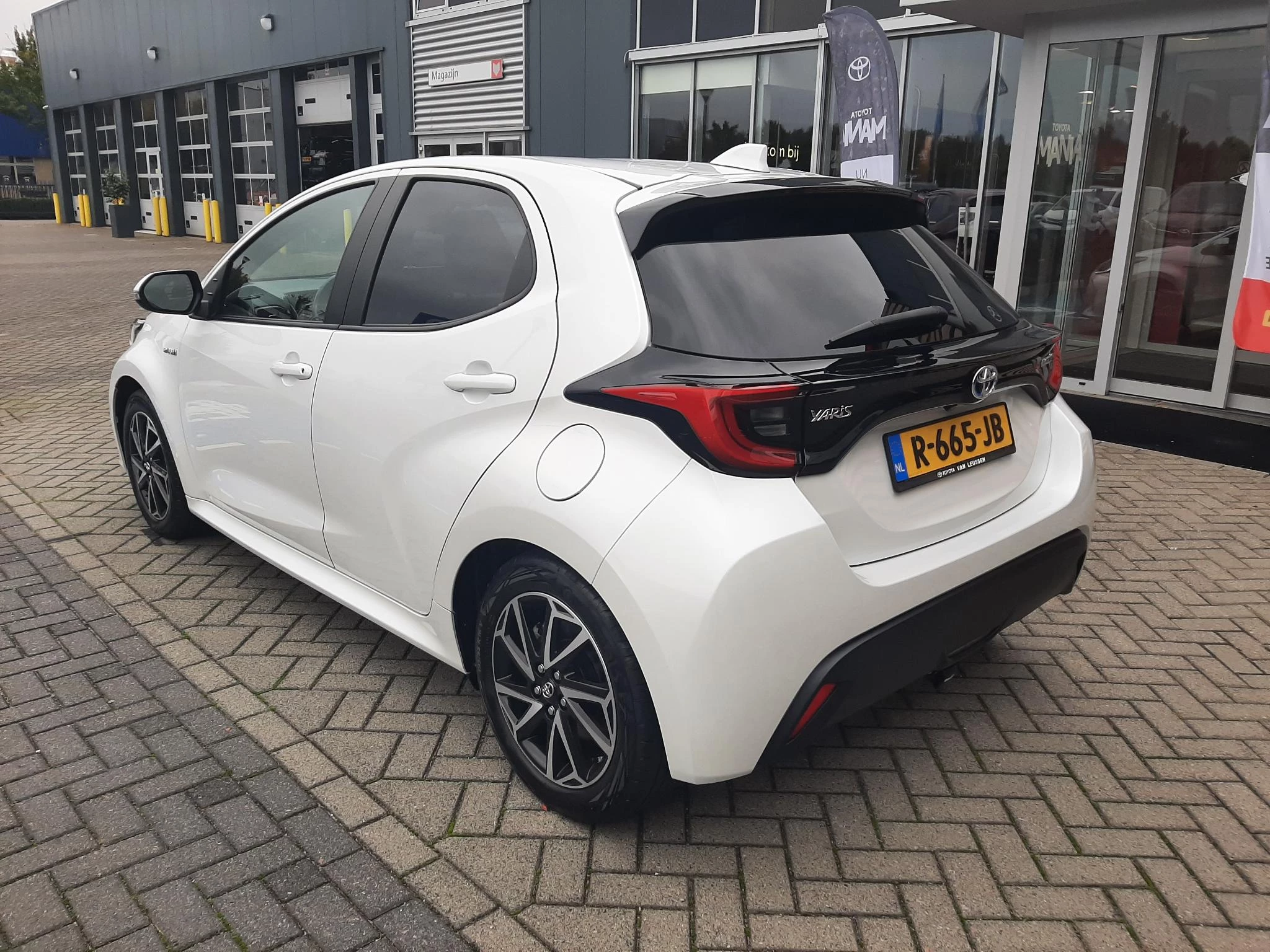 Hoofdafbeelding Toyota Yaris
