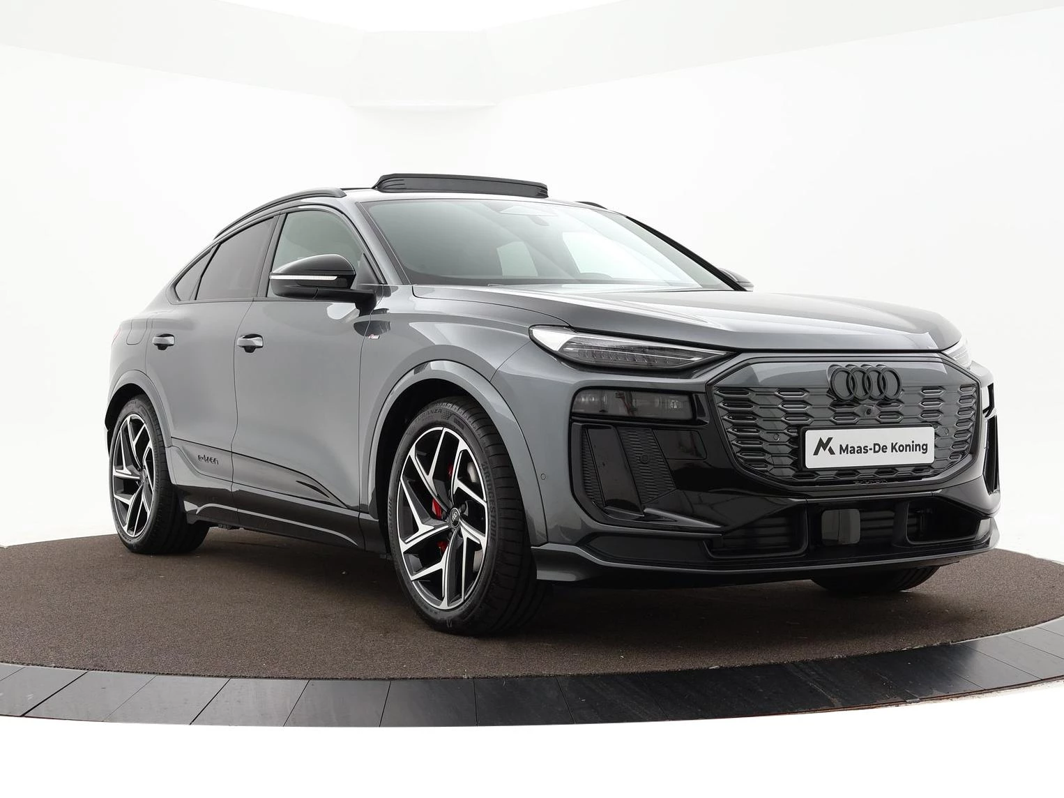 Hoofdafbeelding Audi Q6 e-tron