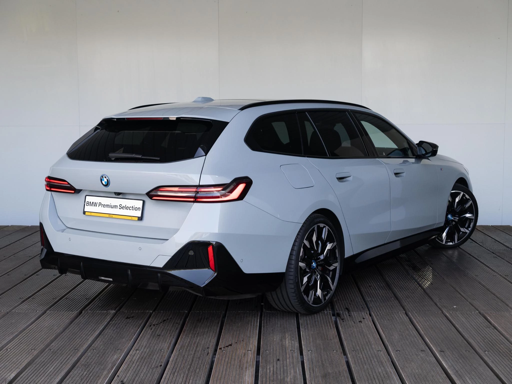 Hoofdafbeelding BMW i5