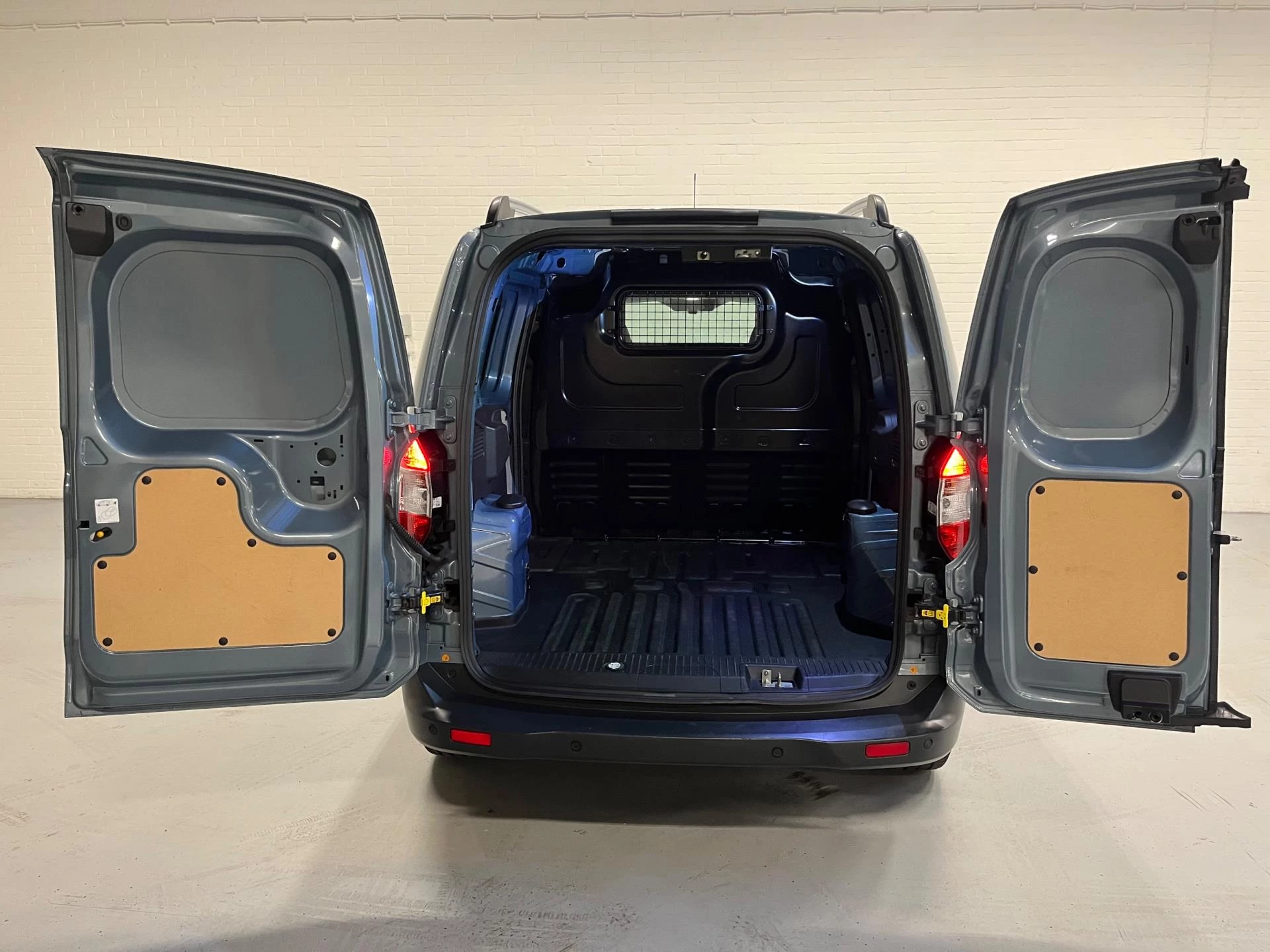 Hoofdafbeelding Ford Transit Courier