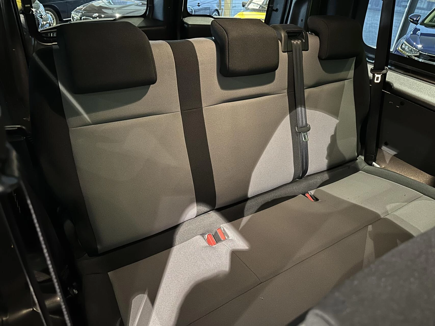 Hoofdafbeelding Peugeot Traveller