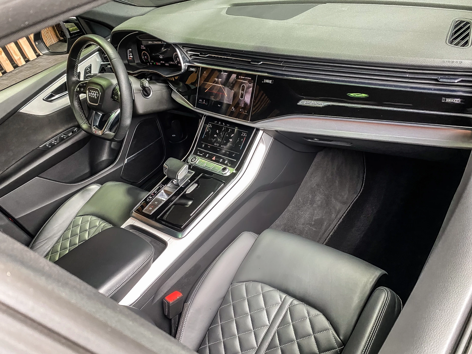 Hoofdafbeelding Audi Q8
