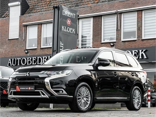 Hoofdafbeelding Mitsubishi Outlander Mitsubishi Outlander 2.4 PHEV Intense+ PANO LED CAMERA TREKHAAK ALCANTARA LEDER
