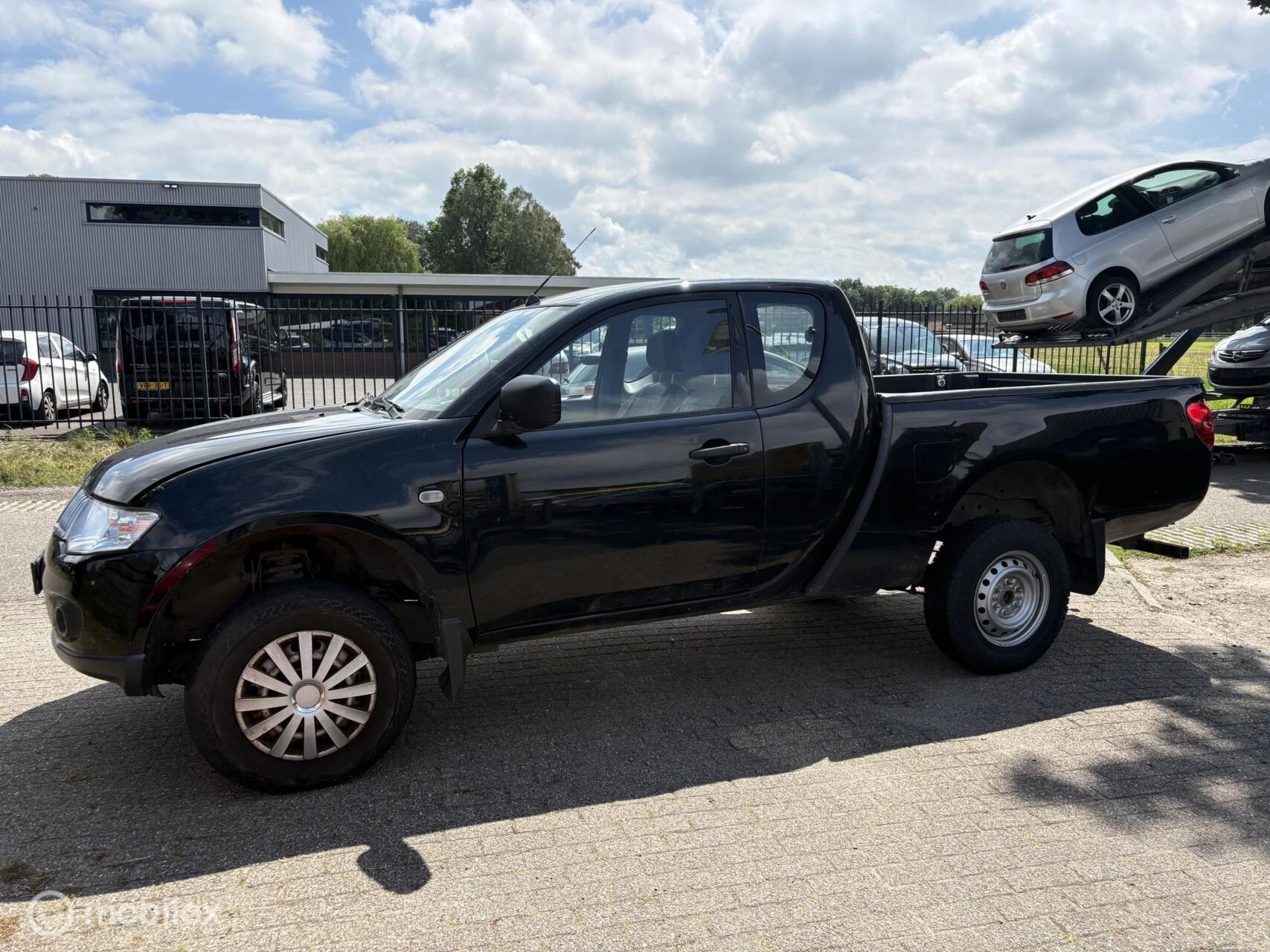 Hoofdafbeelding Mitsubishi L200