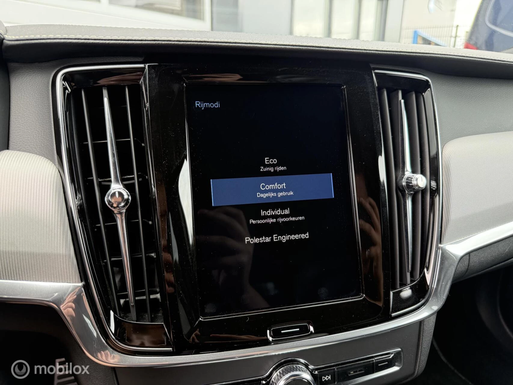 Hoofdafbeelding Volvo V90