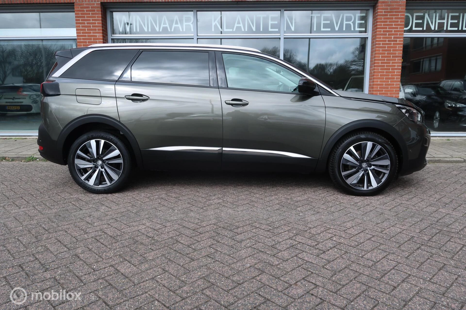 Hoofdafbeelding Peugeot 5008