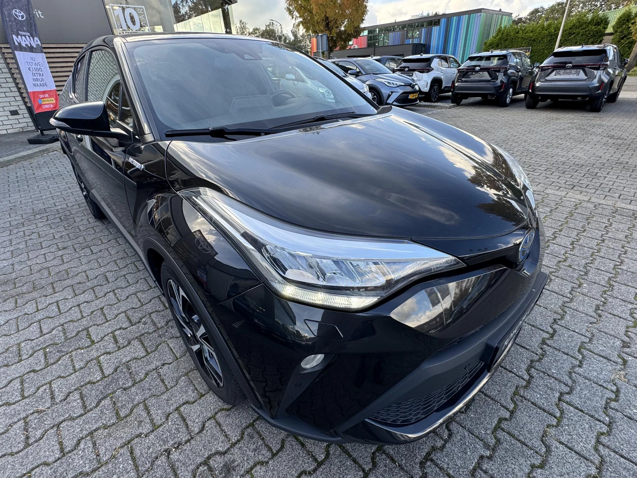 Hoofdafbeelding Toyota C-HR