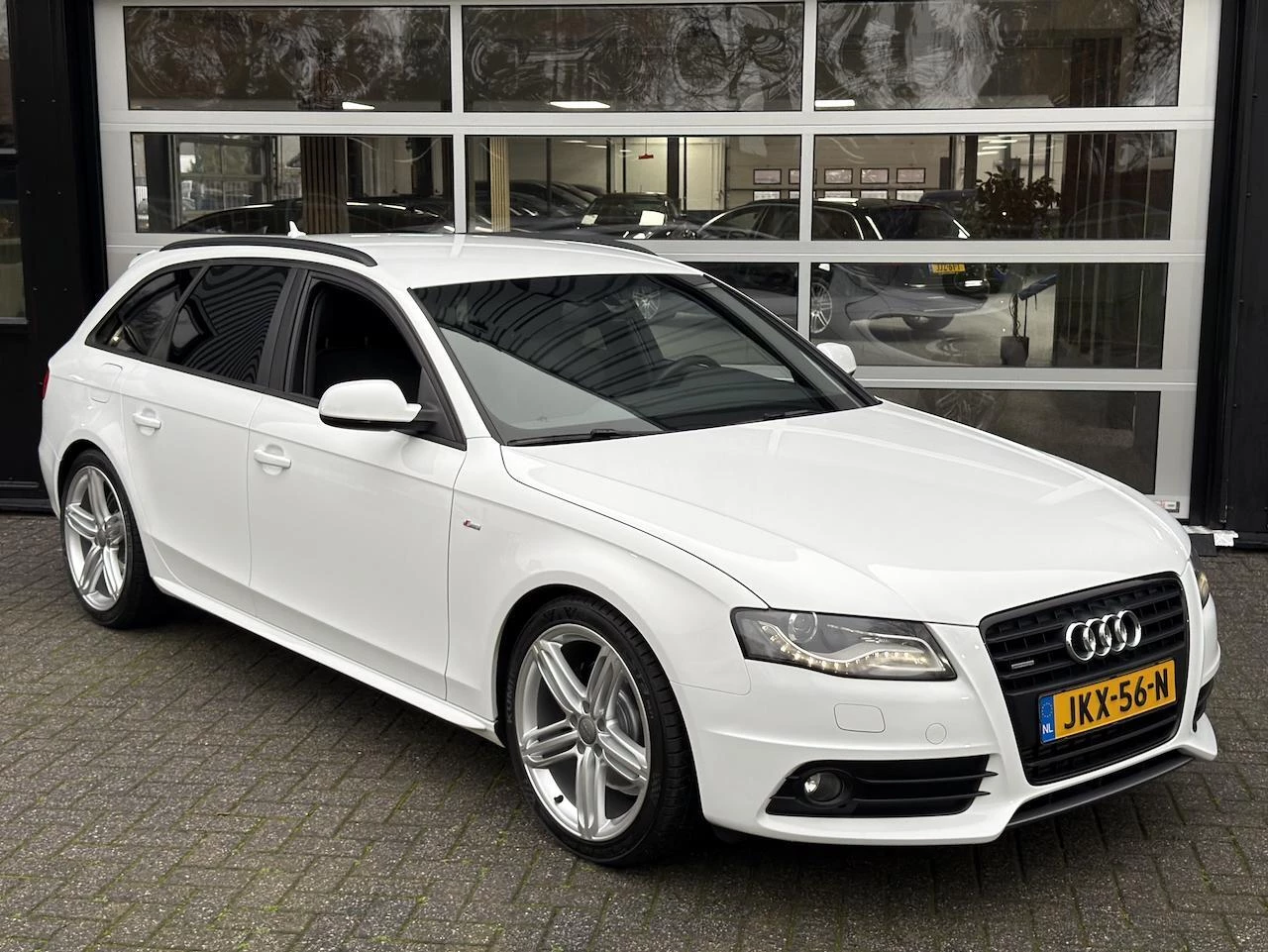 Hoofdafbeelding Audi A4