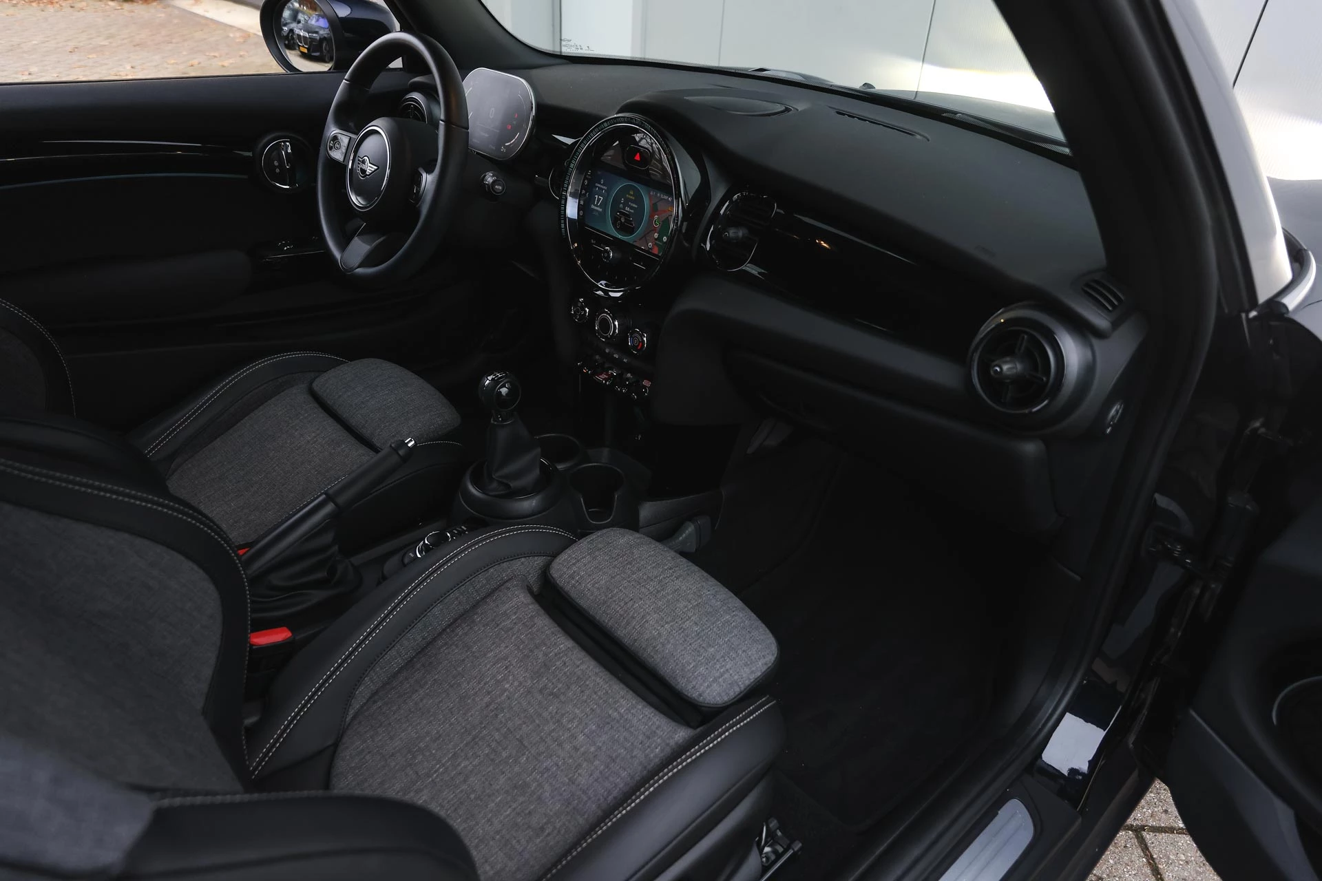 Hoofdafbeelding MINI One