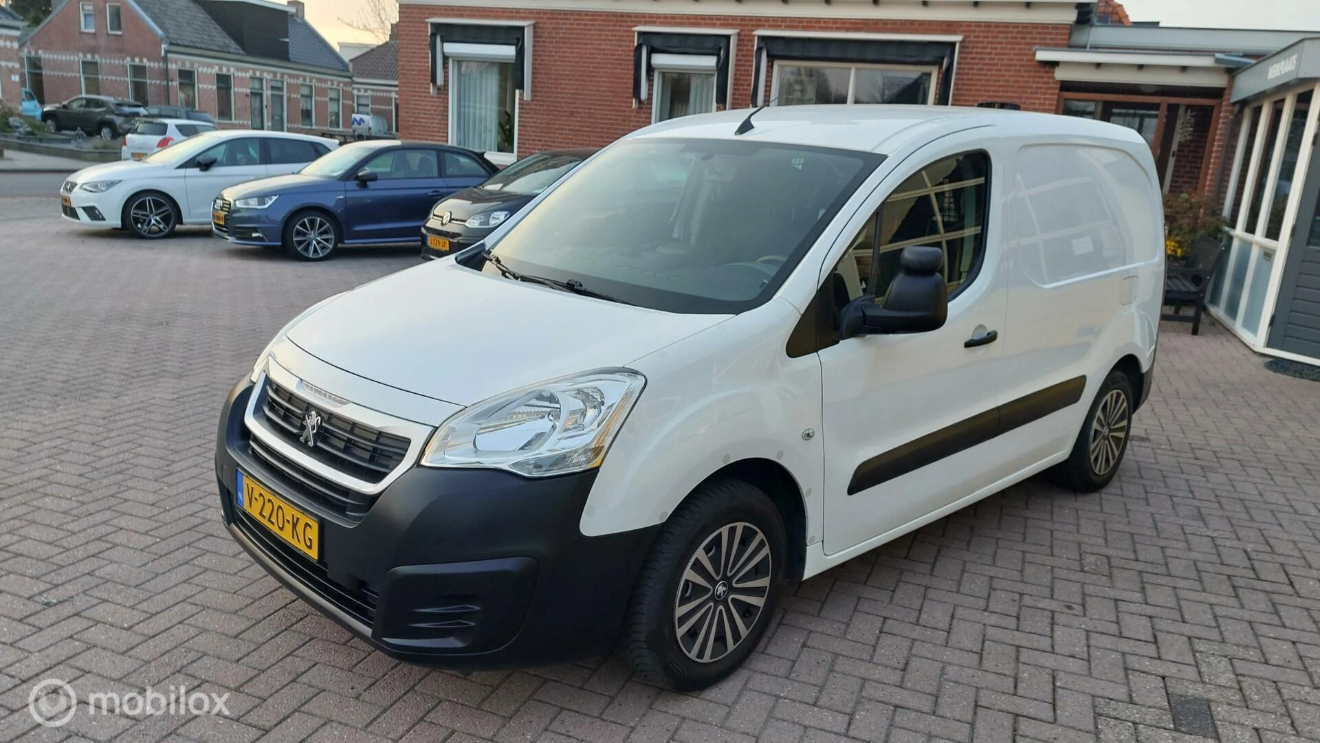 Hoofdafbeelding Peugeot Partner