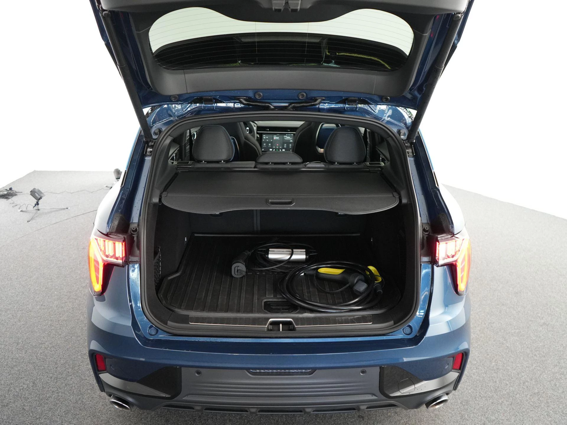 Hoofdafbeelding Lynk & Co 01