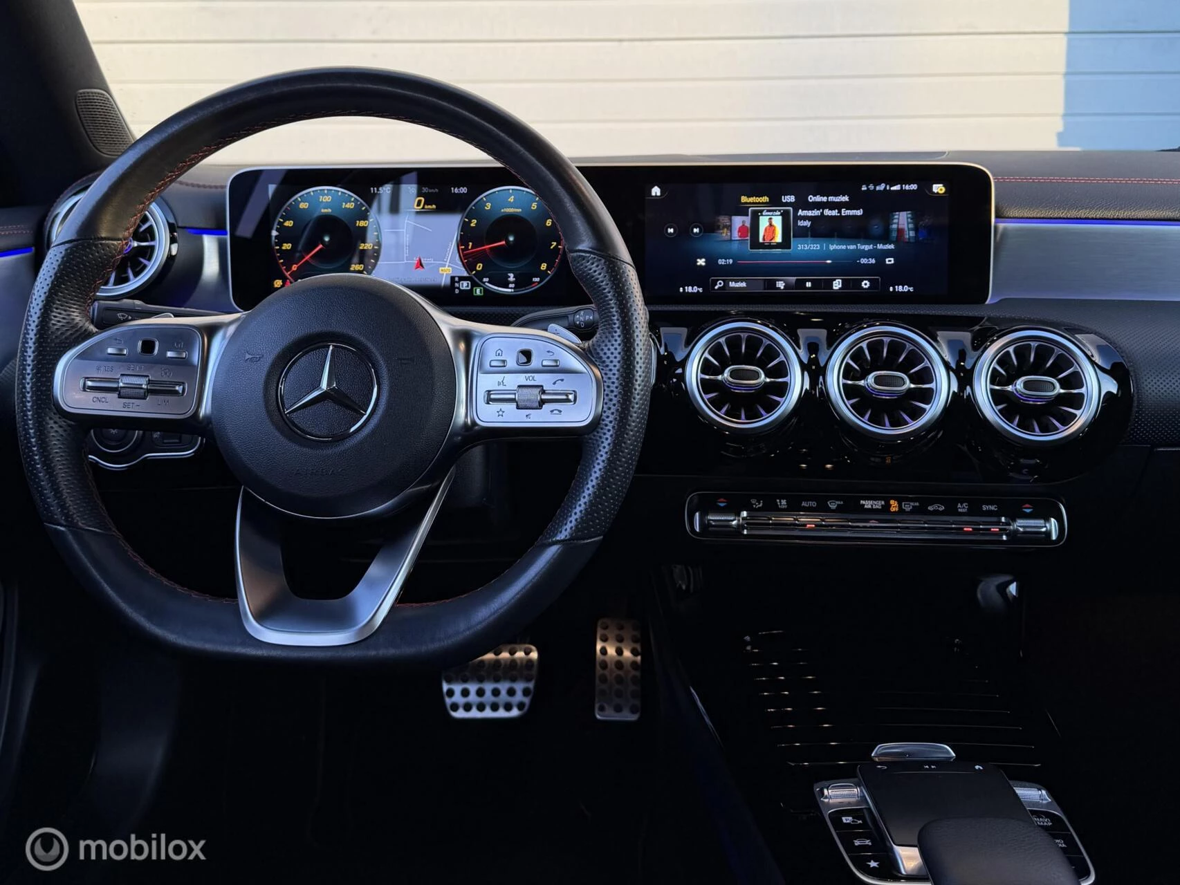 Hoofdafbeelding Mercedes-Benz CLA