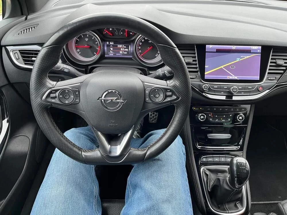 Hoofdafbeelding Opel Astra