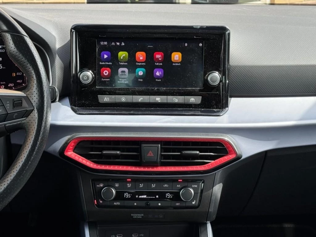 Hoofdafbeelding SEAT Arona